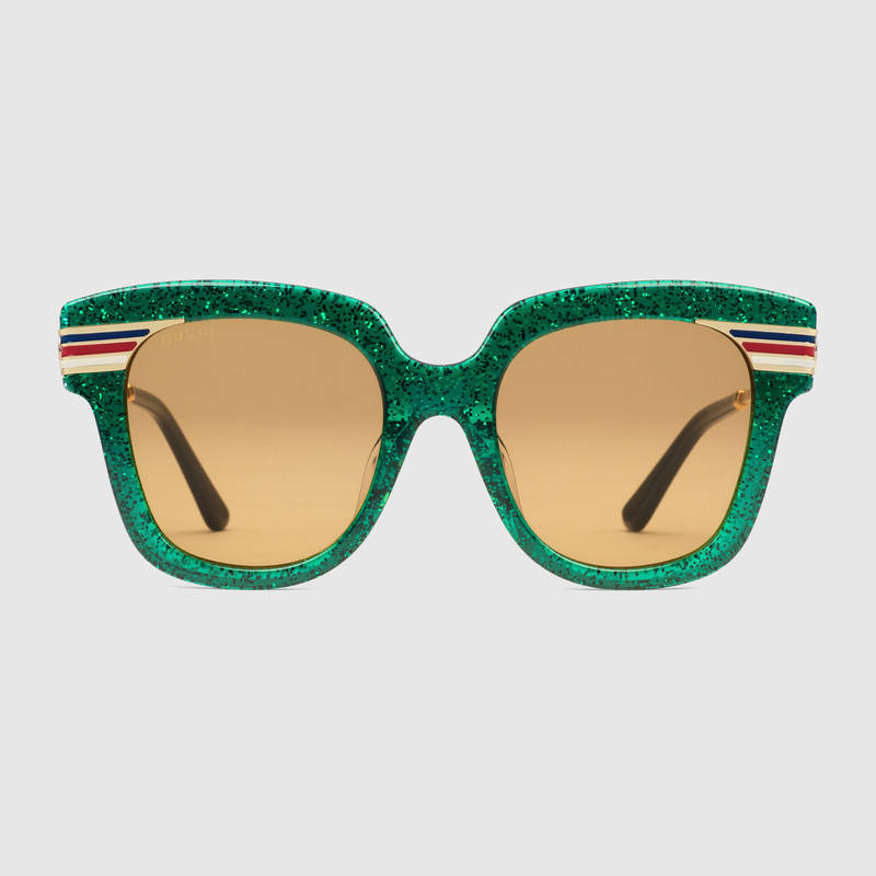 Click to view more detailed imagery on our partner's website Gucci 适合亚洲人脸型的方形镜框醋纤太阳眼镜