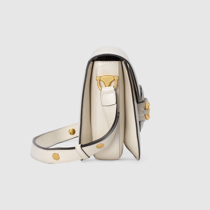 Shop Gucci Horsebit 1955 Schultertasche In White