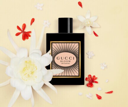 https://res.gucci.cn/resources/2023/3/2/16777562775524911_content_BestOfEditsFeatured_Standard_432x364_1677609124_BestOfEditsFeatured_Bloom-Intense-2023_001_Default.jpg